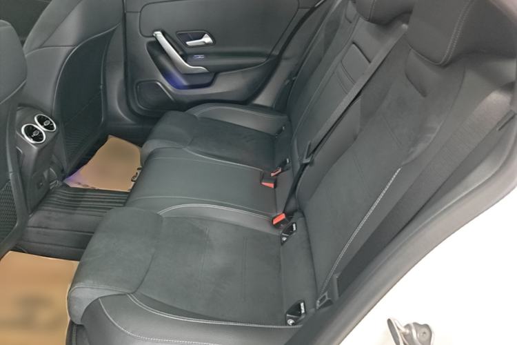 Used Mercedes-Benz A-Class 2022 Revised Version A 200 L Sport Sedan Fashionable Style Left Rear Seat