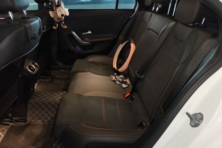 Used Mercedes-Benz A-Class 2022 Revised Version A 200 L Sport Sedan Fashionable Style Left Rear Seat