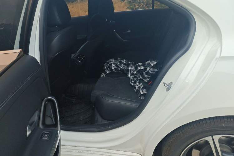 Used Mercedes-Benz A-Class 2022 Second Facelift A 200 L Sport Sedan Fashion Version Left Rear Seat