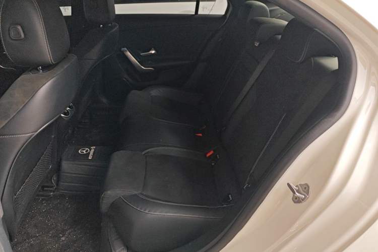 Used Mercedes-Benz A-Class 2022 A 200 L Sport Sedan Fashion Model Left Rear Seat