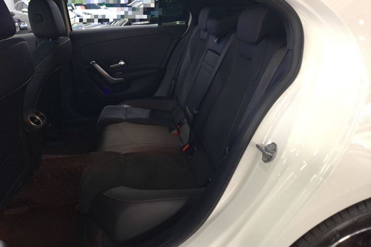 Used Mercedes-Benz A-Class 2022 Revised Version A 200 L Sport Sedan Fashionable Style Left Rear Seat