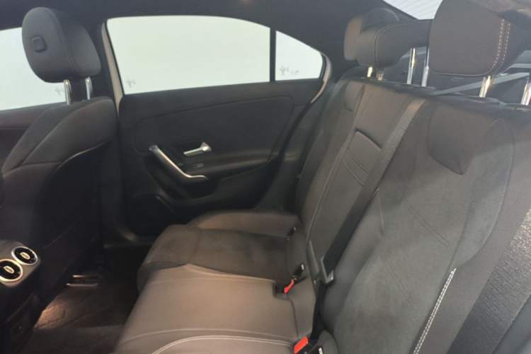 Used Mercedes-Benz A-Class 2022 Revised Version A 200 L Sport Sedan Fashionable Style Left Rear Seat
