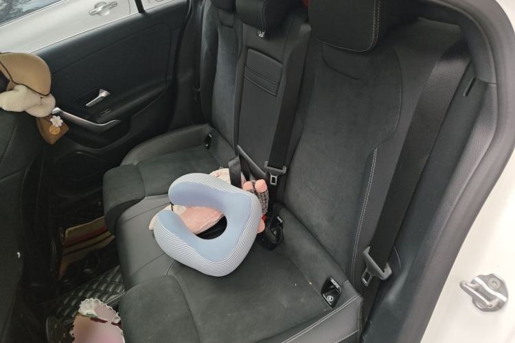 Used Mercedes-Benz A-Class 2022 Second Facelift A 200 L Sport Sedan Fashion Version Left Rear Seat
