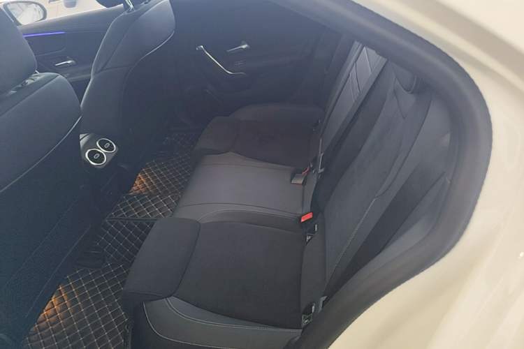 Used Mercedes-Benz A-Class 2022 A 200 L Sport Sedan Fashion Model Left Rear Seat