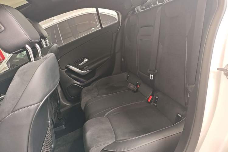 Used Mercedes-Benz A-Class 2022 Second Facelift A 200 L Sport Sedan Fashion Version Left Rear Seat