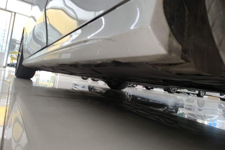 Used Mercedes-Benz A-Class 2022 Restyled A 200 L Sport Sedan Fashion Version Left Side Sill