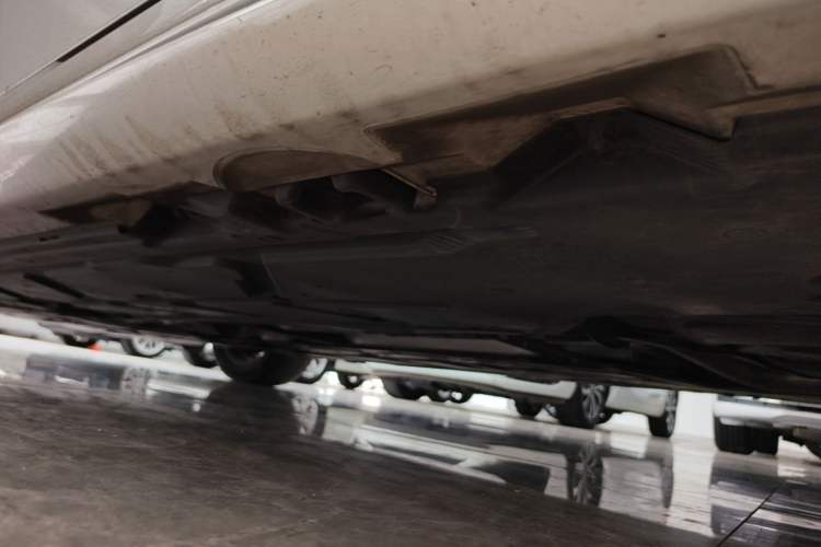 Used Mercedes-Benz A-Class 2022 Revised Version A 200 L Sport Sedan Fashionable Style Left Side Sill