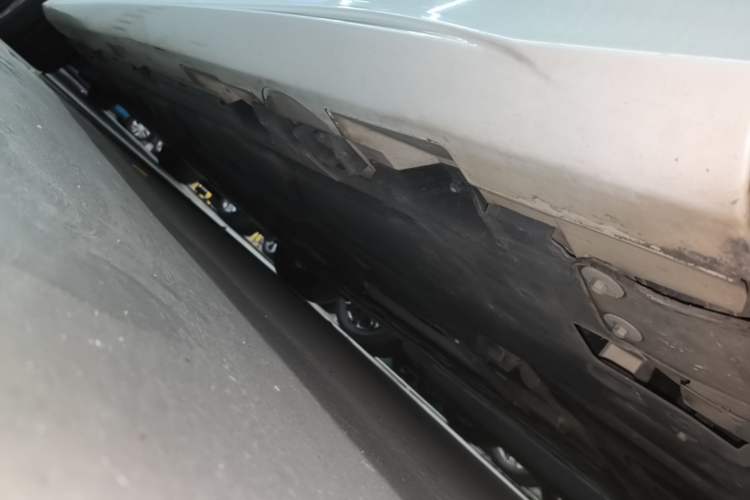 Used Mercedes-Benz A-Class 2022 A 180 L Sport Sedan Left Side Sill