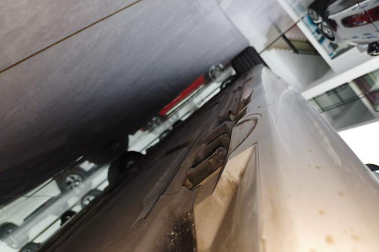 Used Mercedes-Benz A-Class 2022 Revised Version A 200 L Sport Sedan Fashionable Style Left Side Sill