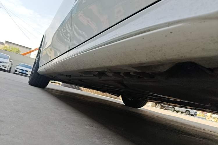 Used Mercedes-Benz A-Class 2022 Revised Version A 200 L Sport Sedan Fashionable Style Left Side Sill