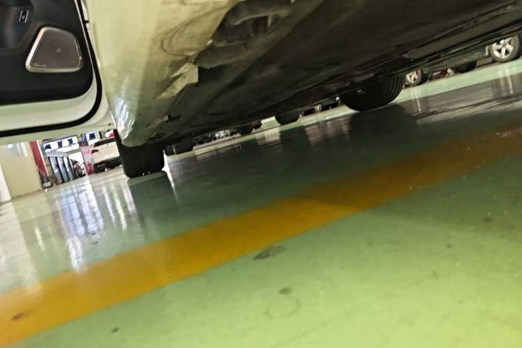Used Mercedes-Benz A-Class 2022 Second Facelift A 200 L Sport Sedan Fashion Version Left Side Sill
