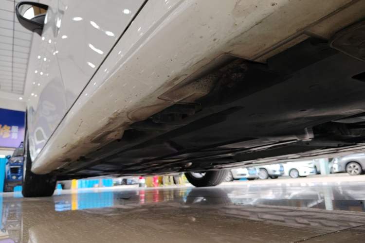 Used Mercedes-Benz A-Class 2022 Restyled A 200 L Sport Sedan Fashion Version Left Side Sill