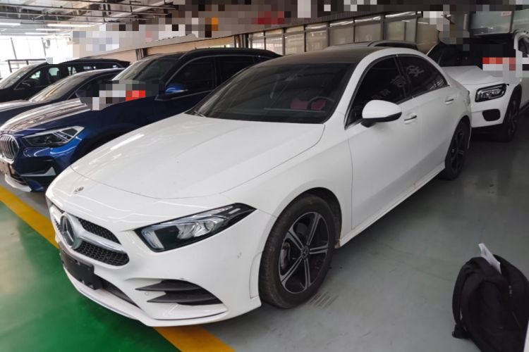 Used Mercedes-Benz A-Class 2022 Revised Version A 200 L Sport Sedan Fashionable Style Guazi used car, China used car export, Used car for sale, Used Mercedes-Benz cars, Cheapest cars for sale