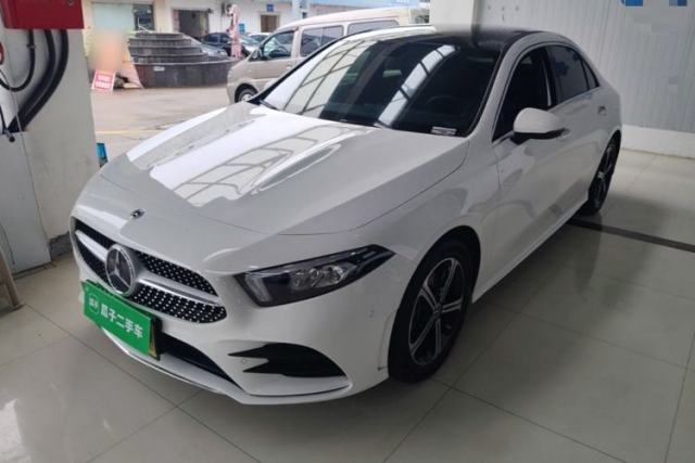 Used Mercedes-Benz A-Class 2022 Revised Version A 200 L Sport Sedan Fashionable Style