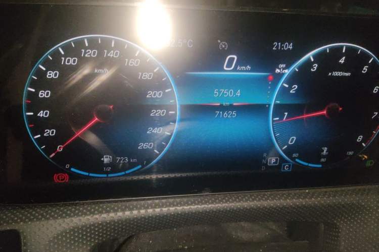 Used Mercedes-Benz A-Class 2022 A 200 L Sport Sedan Fashion Model Odometer Close Up