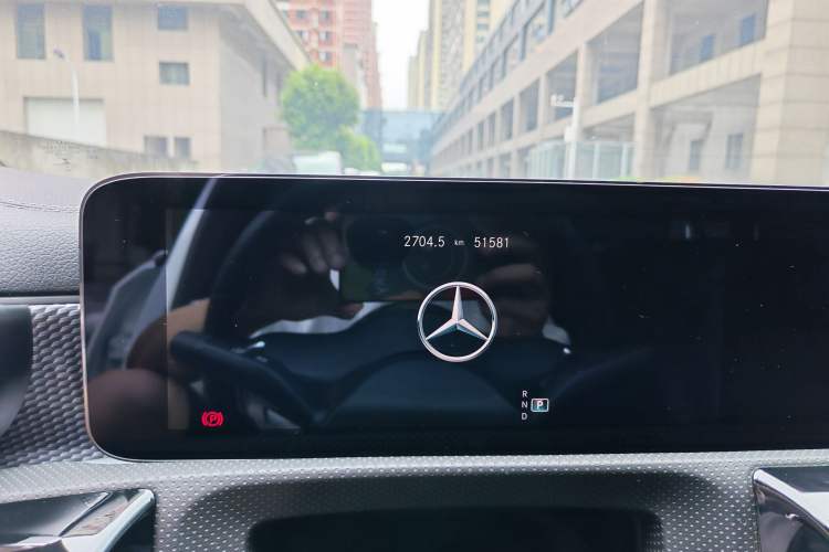 Used Mercedes-Benz A-Class 2022 Restyled A 200 L Sport Sedan Fashion Version Odometer Close Up