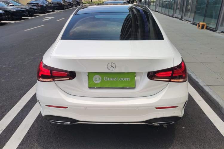 Used Mercedes-Benz A-Class 2022 Revised Version A 200 L Sport Sedan Fashionable Style Rear