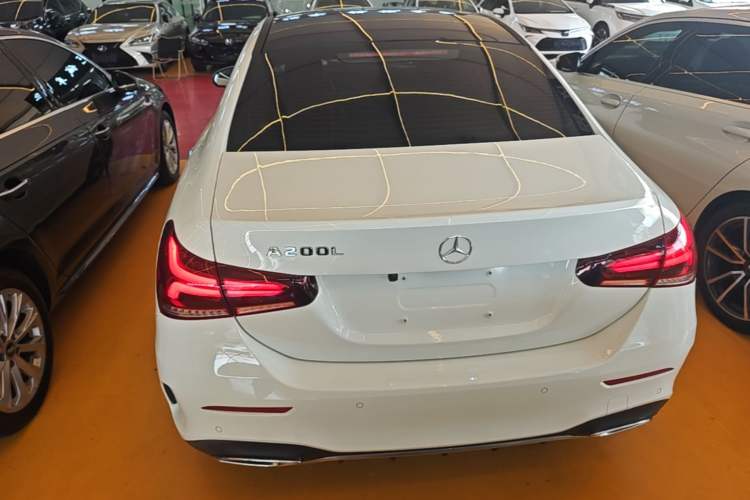 Used Mercedes-Benz A-Class 2022 Revised Version A 200 L Sport Sedan Fashionable Style Rear