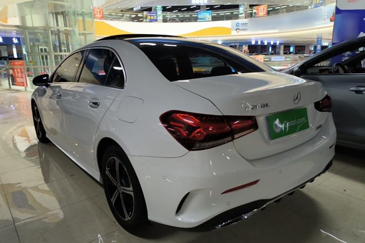 Used Mercedes-Benz A-Class 2022 Revised Version A 200 L Sport Sedan Fashionable Style Rear Left 45 Deg
