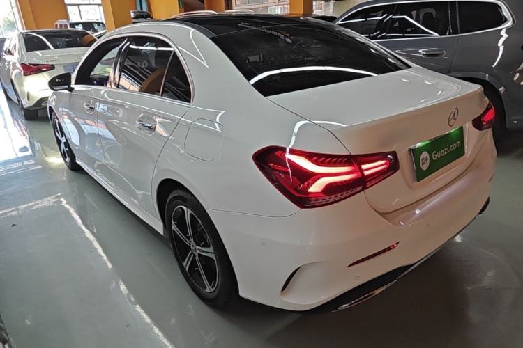 Used Mercedes-Benz A-Class 2022 Revised Version A 200 L Sport Sedan Fashionable Style Rear Left 45 Deg