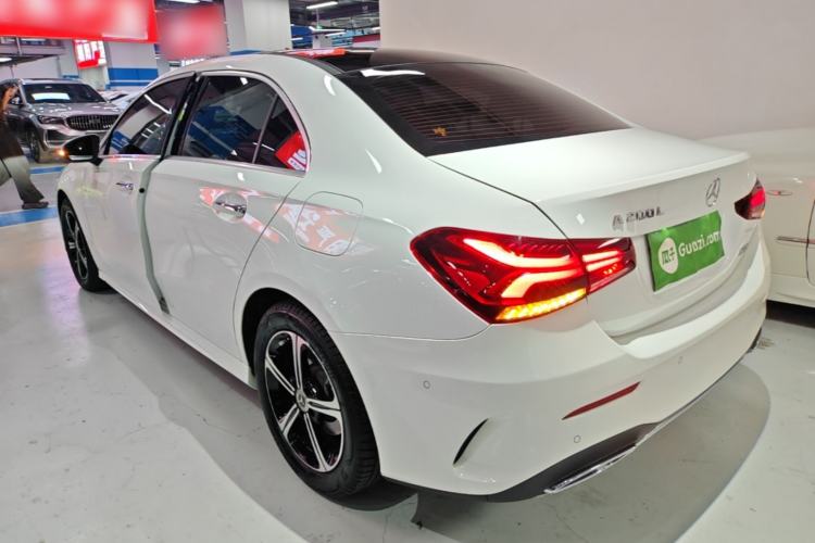 Used Mercedes-Benz A-Class 2022 Revised Version A 200 L Sport Sedan Fashionable Style Rear Left 45 Deg