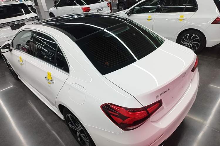Used Mercedes-Benz A-Class 2022 Revised Version A 200 L Sport Sedan Fashionable Style Rear Left 45 Deg