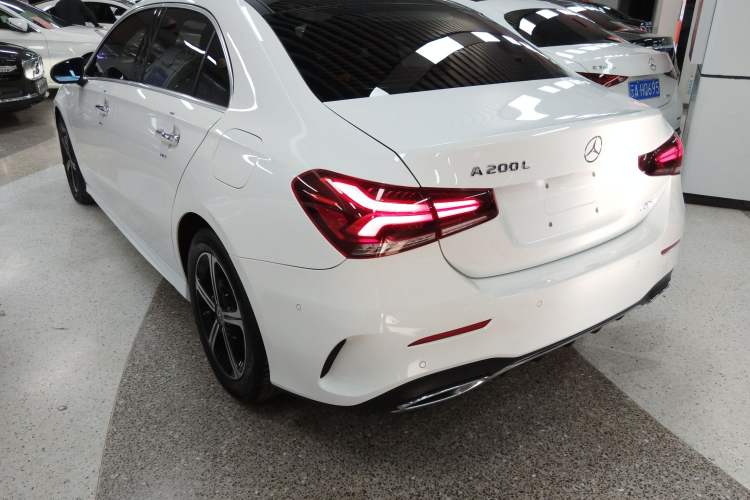 Used Mercedes-Benz A-Class 2022 Revised Version A 200 L Sport Sedan Fashionable Style Rear Left 45 Deg