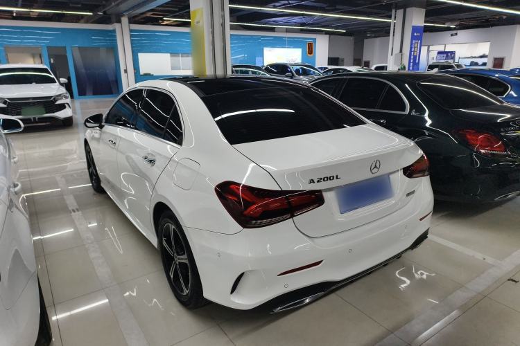 Used Mercedes-Benz A-Class 2022 Revised Version A 200 L Sport Sedan Fashionable Style Rear Left 45 Deg