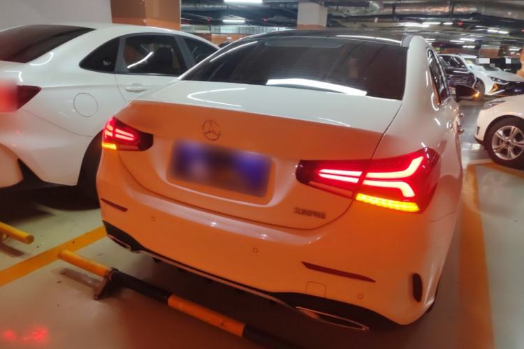 Used Mercedes-Benz A-Class 2022 Revised Version A 200 L Sport Sedan Fashionable Style Rear