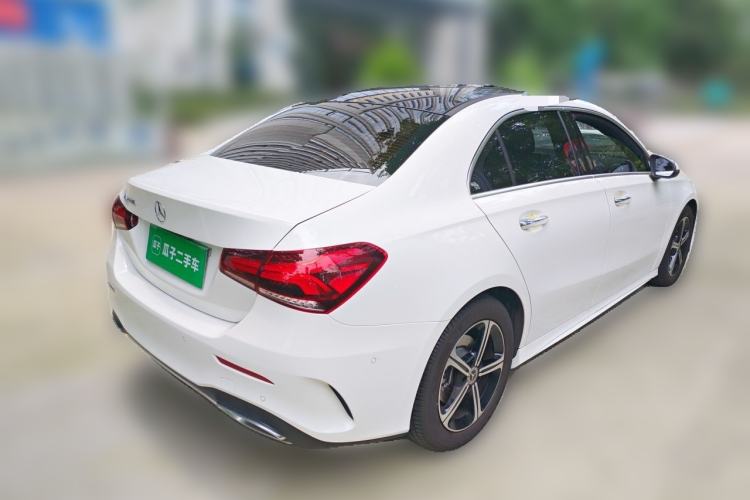 Used Mercedes-Benz A-Class 2022 Revised Version A 200 L Sport Sedan Fashionable Style Rear Right 45 Deg