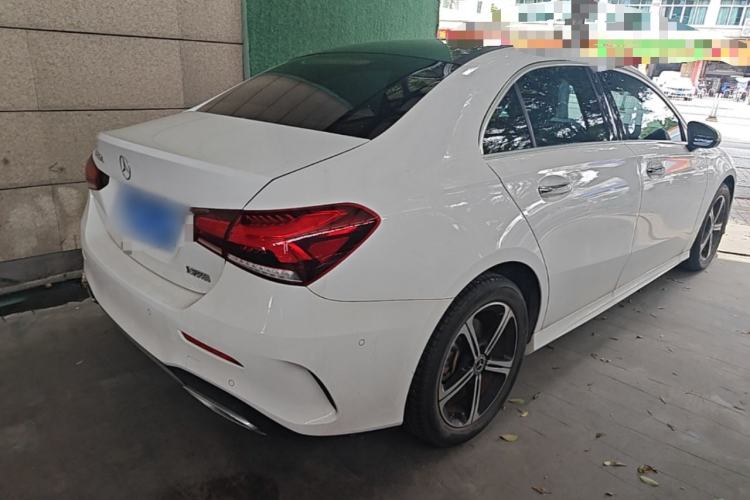 Used Mercedes-Benz A-Class 2022 Revised Version A 200 L Sport Sedan Fashionable Style Rear Right 45 Deg