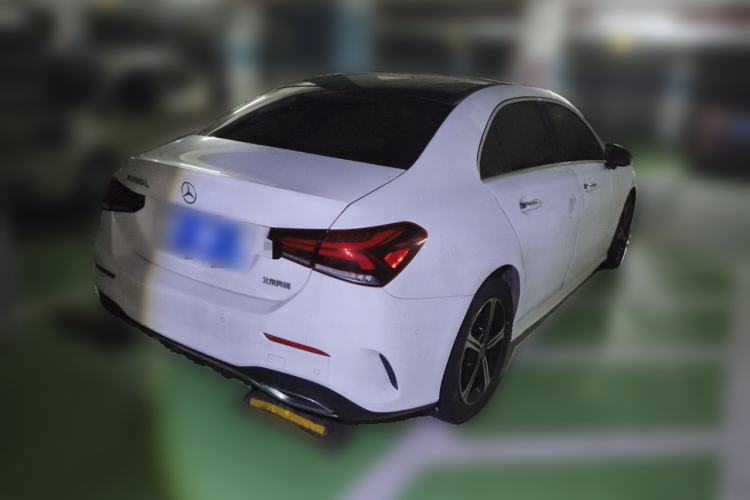 Used Mercedes-Benz A-Class 2022 Revised Version A 200 L Sport Sedan Fashionable Style Rear Right 45 Deg