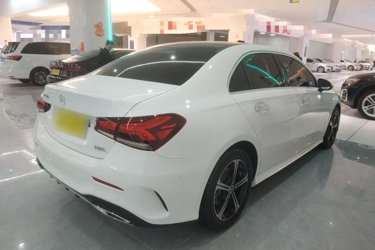 Used Mercedes-Benz A-Class 2022 Revised Version A 200 L Sport Sedan Fashionable Style Rear Right 45 Deg