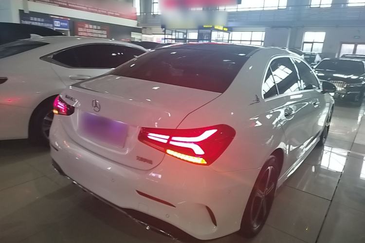 Used Mercedes-Benz A-Class 2022 Revised Version A 200 L Sport Sedan Fashionable Style Rear Right 45 Deg
