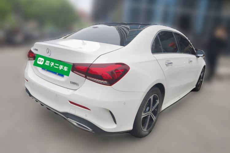 Used Mercedes-Benz A-Class 2022 Revised Version A 200 L Sport Sedan Fashionable Style Rear Right 45 Deg