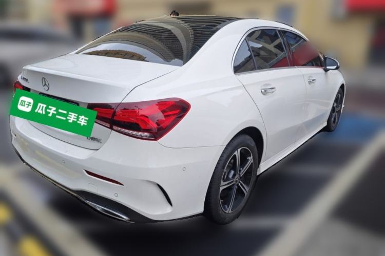 Used Mercedes-Benz A-Class 2022 Revised Version A 200 L Sport Sedan Fashionable Style Rear Right 45 Deg