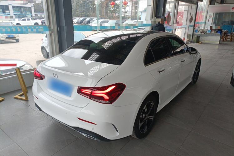 Used Mercedes-Benz A-Class 2022 Revised Version A 200 L Sport Sedan Fashionable Style Rear Right 45 Deg