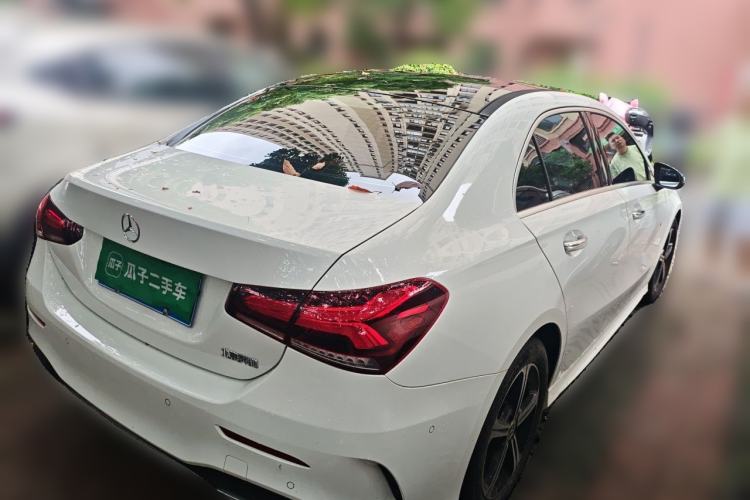 Used Mercedes-Benz A-Class 2022 Revised Version A 200 L Sport Sedan Fashionable Style Rear Right 45 Deg