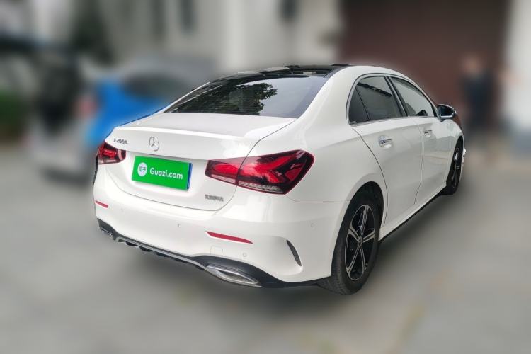 Used Mercedes-Benz A-Class 2022 Revised Version A 200 L Sport Sedan Fashionable Style Rear Right 45 Deg