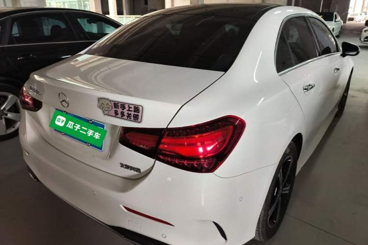 Used Mercedes-Benz A-Class 2022 Revised Version A 200 L Sport Sedan Fashionable Style Rear Right 45 Deg