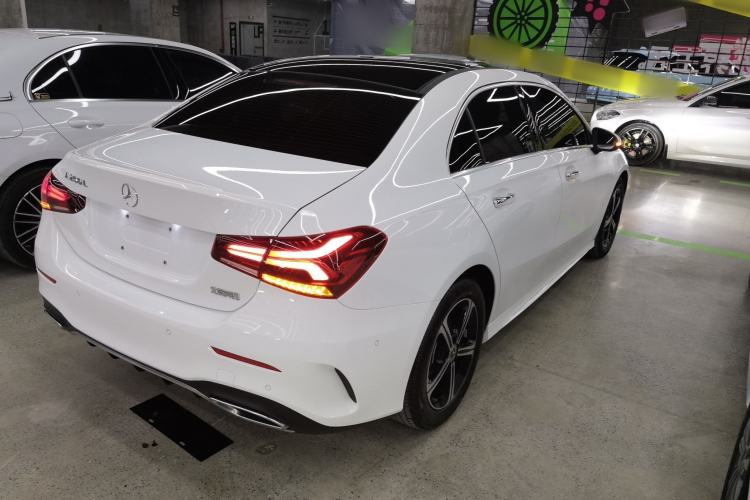 Used Mercedes-Benz A-Class 2022 Revised Version A 200 L Sport Sedan Fashionable Style Rear Right 45 Deg