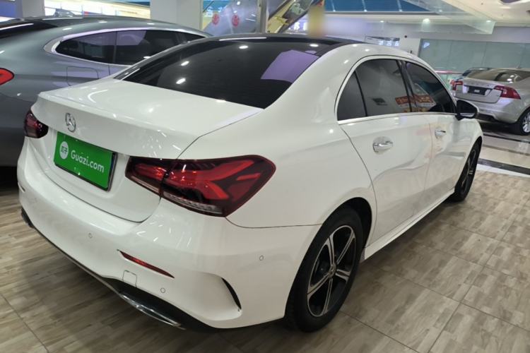 Used Mercedes-Benz A-Class 2022 Revised Version A 200 L Sport Sedan Fashionable Style Rear Right 45 Deg