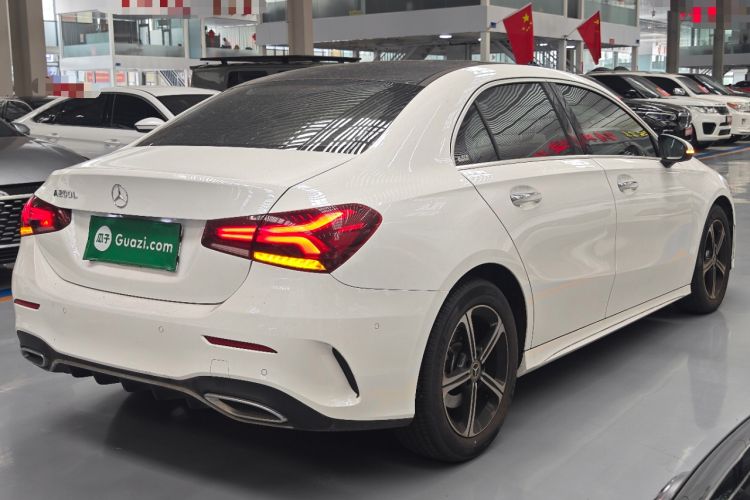 Used Mercedes-Benz A-Class 2022 Revised Version A 200 L Sport Sedan Fashionable Style Rear Right 45 Deg