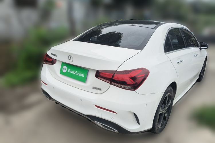 Used Mercedes-Benz A-Class 2022 Revised Version A 200 L Sport Sedan Fashionable Style Rear Right 45 Deg