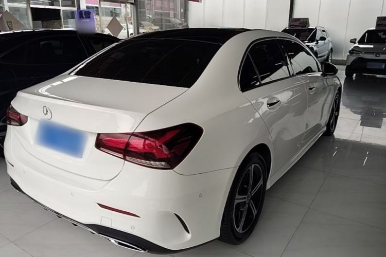 Used Mercedes-Benz A-Class 2022 Revised Version A 200 L Sport Sedan Fashionable Style Rear Right 45 Deg