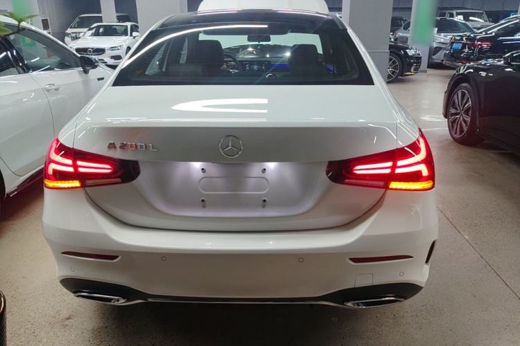 Used Mercedes-Benz A-Class 2022 Revised Version A 200 L Sport Sedan Fashionable Style Rear