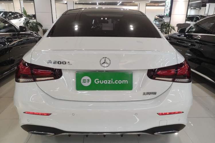 Used Mercedes-Benz A-Class 2022 Revised Version A 200 L Sport Sedan Fashionable Style Rear