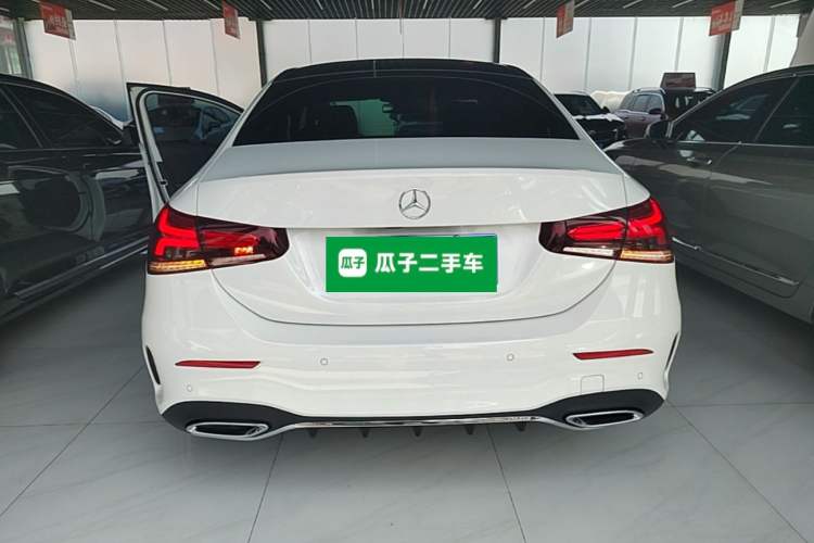 Used Mercedes-Benz A-Class 2022 Revised Version A 200 L Sport Sedan Fashionable Style Rear