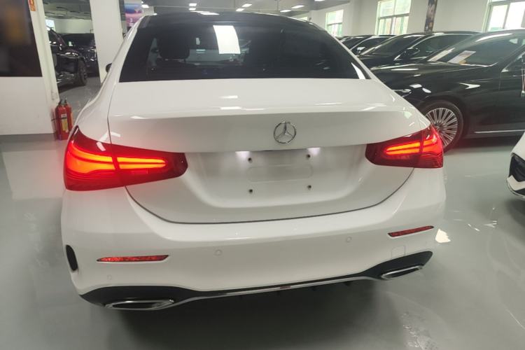 Used Mercedes-Benz A-Class 2022 Revised Version A 200 L Sport Sedan Fashionable Style Rear