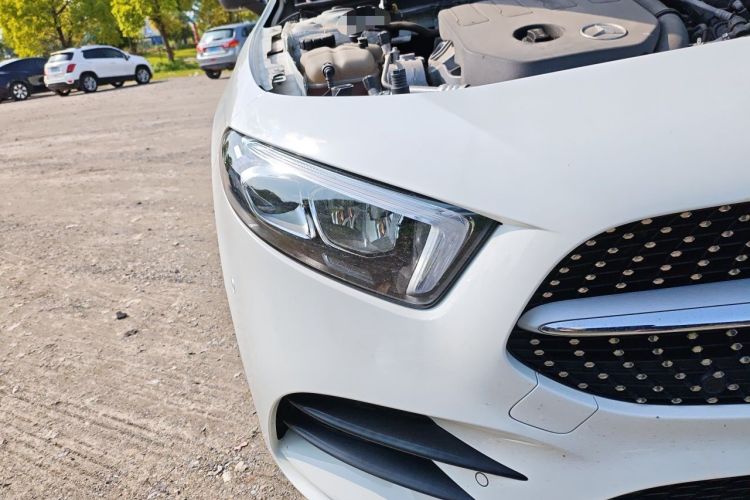Used Mercedes-Benz A-Class 2022 Revised Version A 200 L Sport Sedan Fashionable Style Right Front Headlight